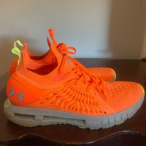 - Under armour Hovr  size 9